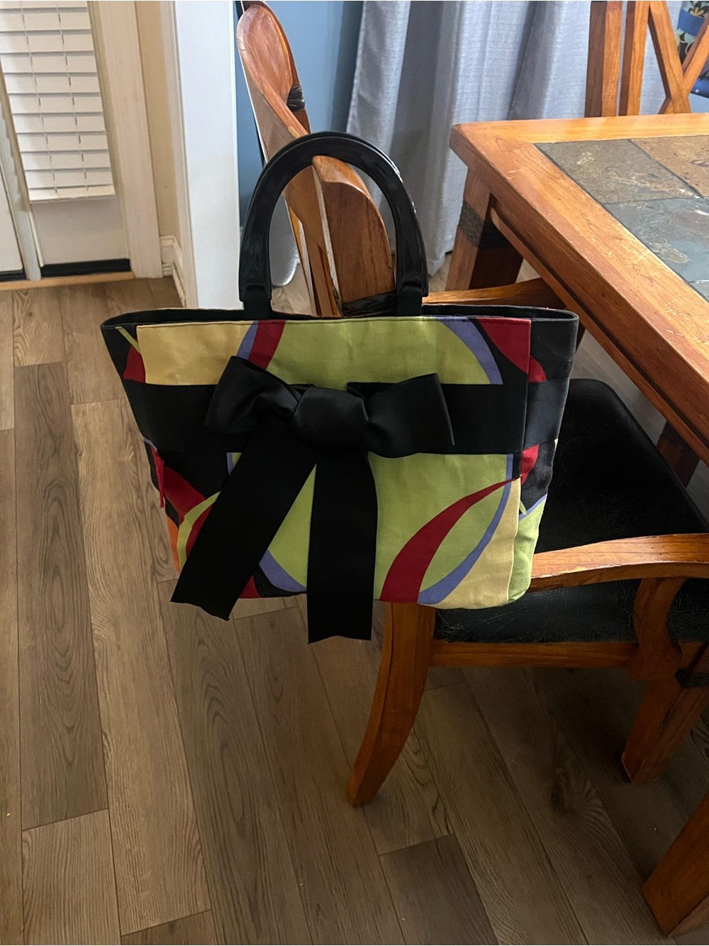 Colorful Bow Accent Tote Bag - Black Trim
